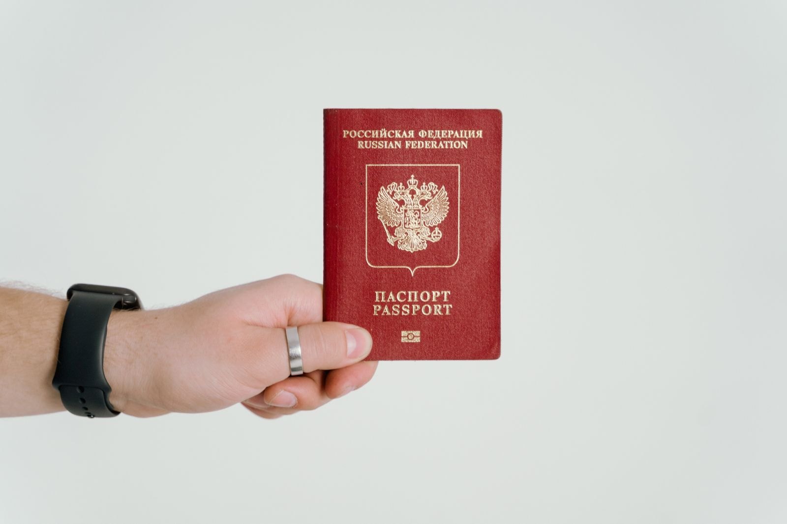 Документы и возраст для тату: кому в студии откажут